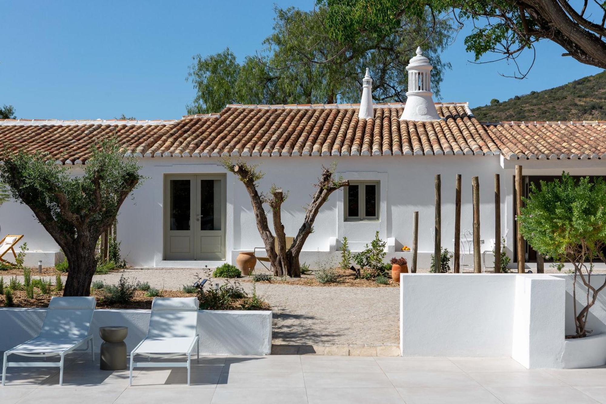 Amago Guesthouse Santa Barbara de Nexe Ngoại thất bức ảnh